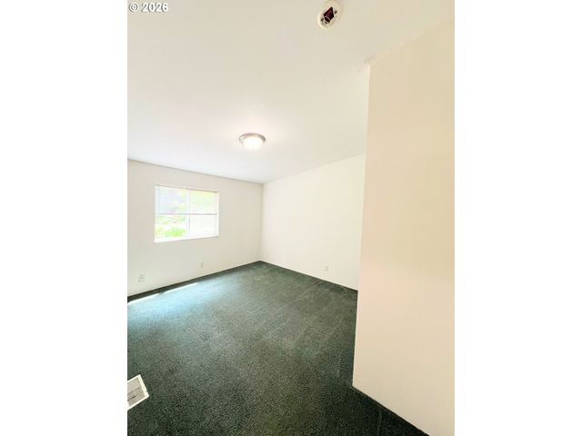 32700 Se LEEWOOD Ln 19, Boring, OR 97009