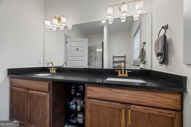 169 View St, Clarkesville, GA 30523