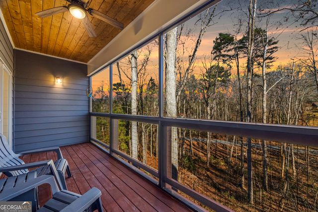 169 View St, Clarkesville, GA 30523