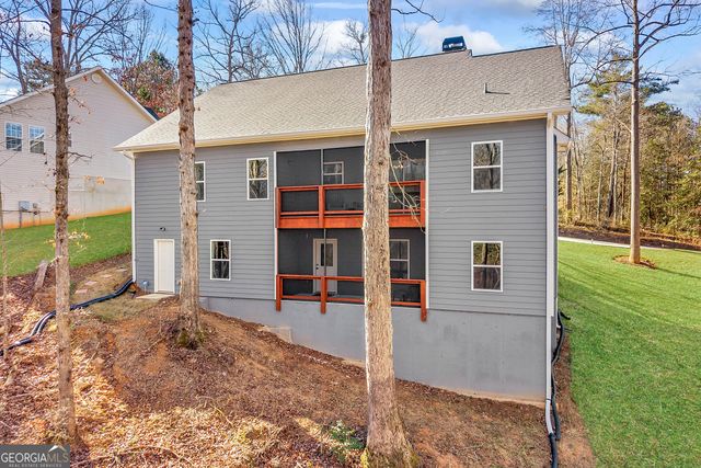 169 View St, Clarkesville, GA 30523