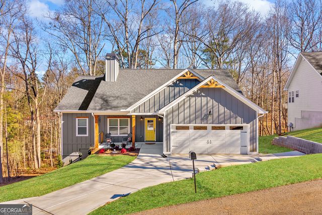 169 View St, Clarkesville, GA 30523