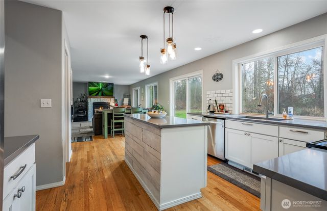 20121 3rd Avenue NW, Arlington, WA 98223