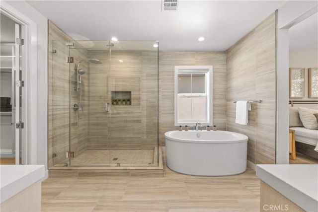 400 Riverbend, Lake Forest, CA 92630