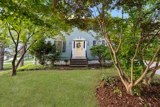 524 County St, Seekonk, MA 02771