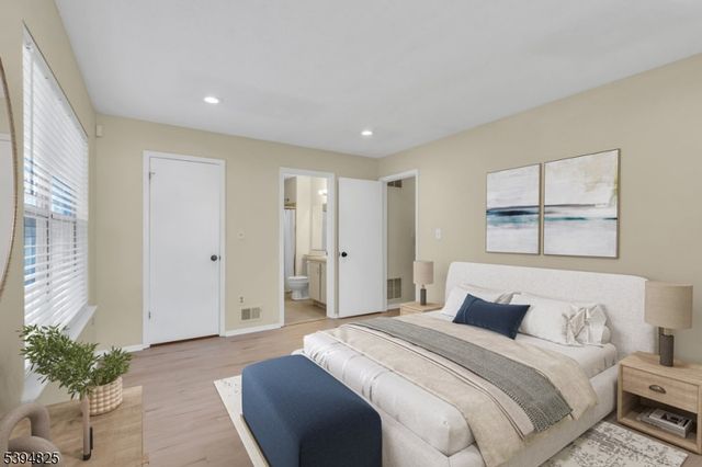 3010 Doolittle Dr, Bridgewater Twp., NJ 08807