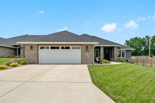 2350 East Swallow Street, Springfield, MO 65804
