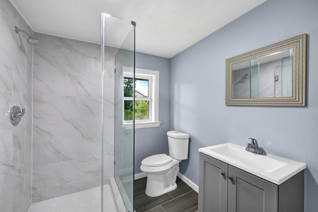 7508 Harlem Street, Baytown, TX 77521