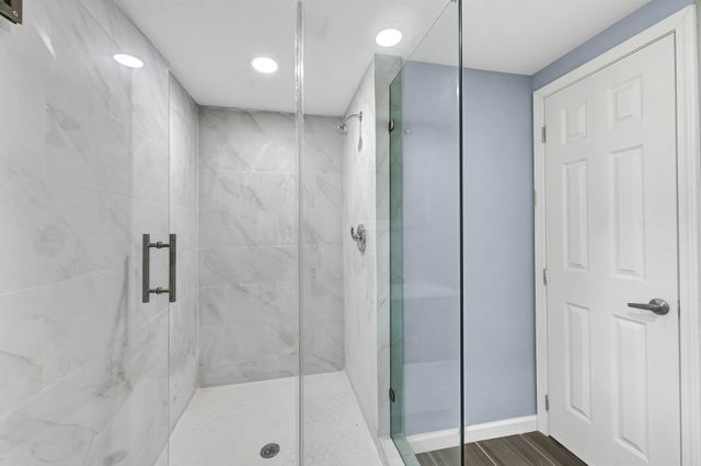 7508 Harlem Street, Baytown, TX 77521