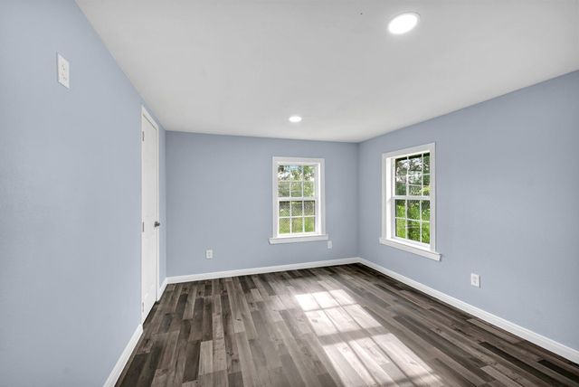 7508 Harlem Street, Baytown, TX 77521