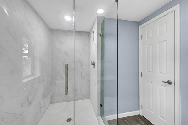 7508 Harlem Street, Baytown, TX 77521