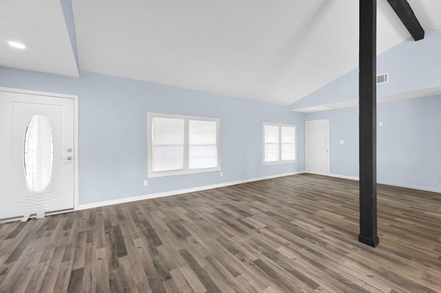 7508 Harlem Street, Baytown, TX 77521