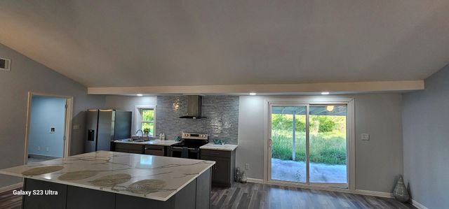 7508 Harlem Street, Baytown, TX 77521