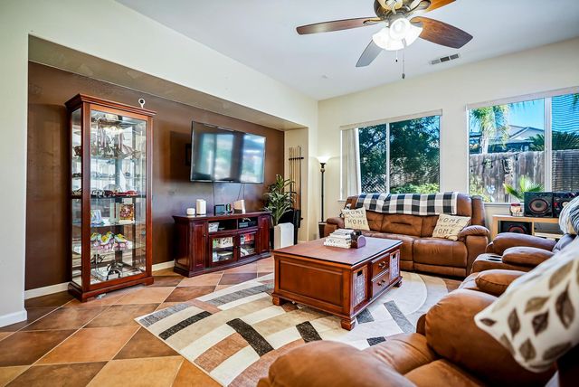 1962 Belmont Pl, Manteca, CA 95337