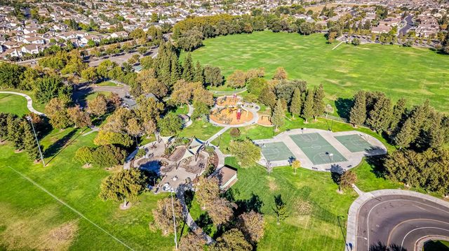 1962 Belmont Pl, Manteca, CA 95337