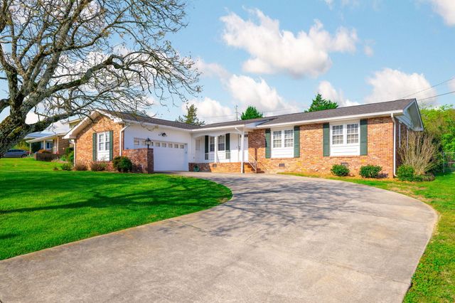 4105 Forest Plaza Drive, Hixson, TN 37343