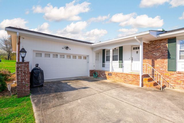 4105 Forest Plaza Drive, Hixson, TN 37343
