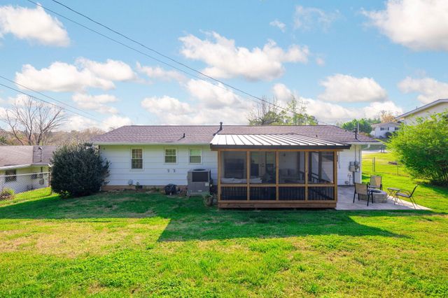 4105 Forest Plaza Drive, Hixson, TN 37343