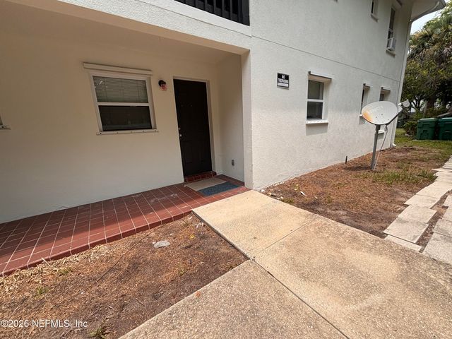 209 S 7TH Street 1, Jacksonville Beach, FL 32250