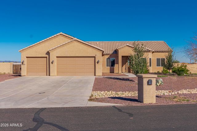 28621 N BUSH Street, Wittmann, AZ 85361