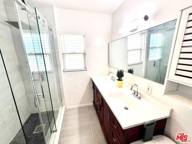 4340 Sepulveda Boulevard, Sherman Oaks, CA 91403
