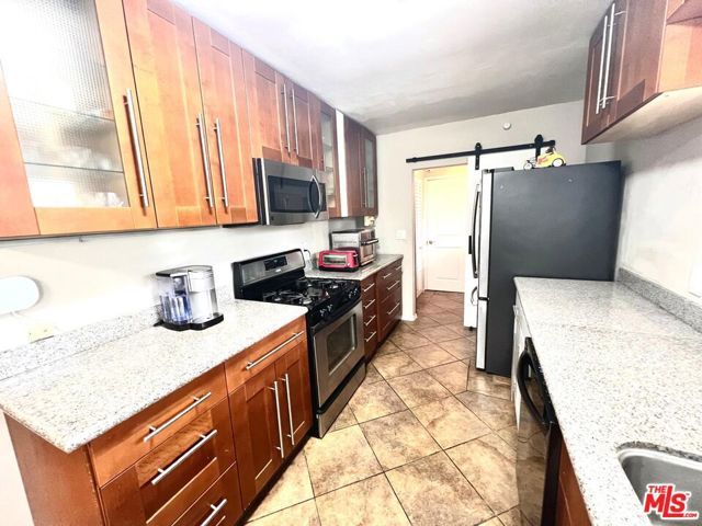 4340 Sepulveda Boulevard, Sherman Oaks, CA 91403