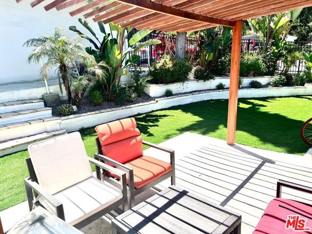 4340 Sepulveda Boulevard, Sherman Oaks, CA 91403