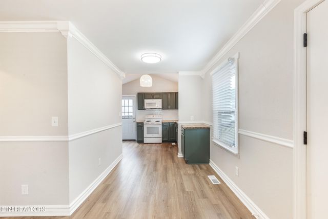 2730 Carson Ave, Knoxville, TN 37917