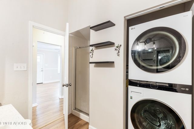 2730 Carson Ave, Knoxville, TN 37917