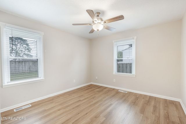 2730 Carson Ave, Knoxville, TN 37917