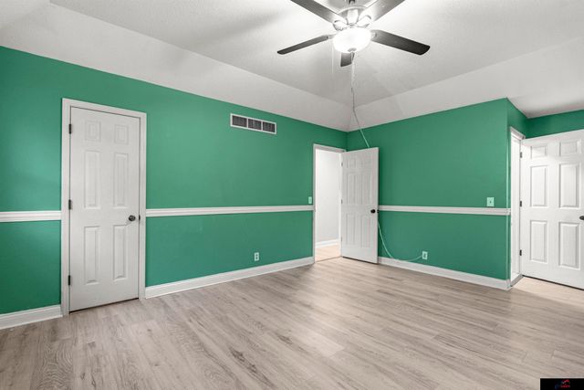 16559 Dorcas Street, Omaha, NE 68130