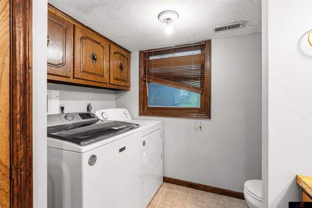 16559 Dorcas Street, Omaha, NE 68130