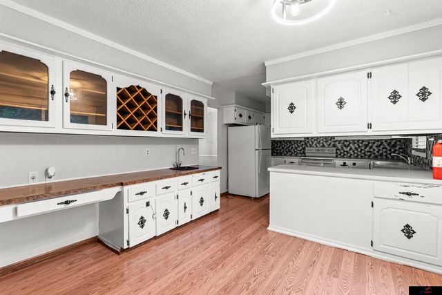 16559 Dorcas Street, Omaha, NE 68130