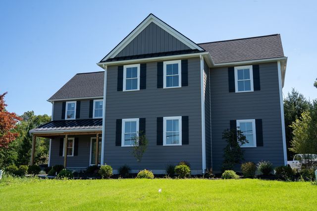 147 Highland St, Berlin, MA 01503