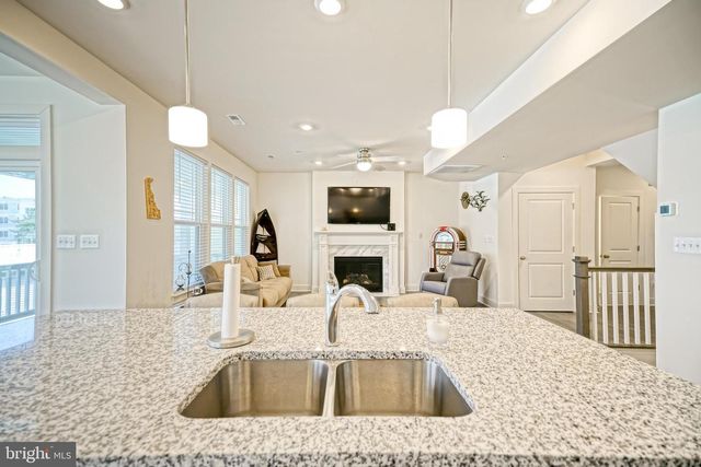 20461 BLUE POINT DR, Rehoboth Beach, DE 19971