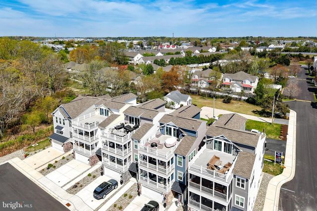 20461 BLUE POINT DR, Rehoboth Beach, DE 19971