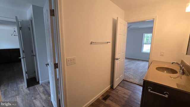 625 WEYMOUTH RD., Buena, NJ 08310