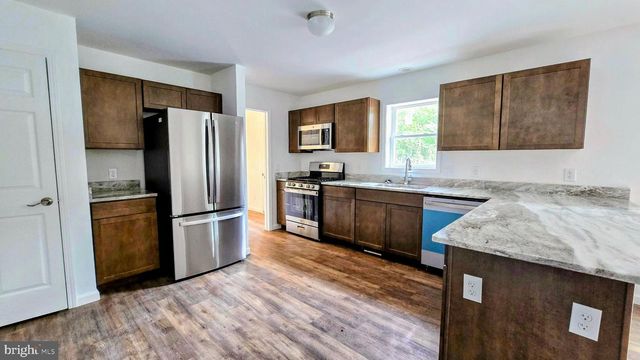 625 WEYMOUTH RD., Buena, NJ 08310