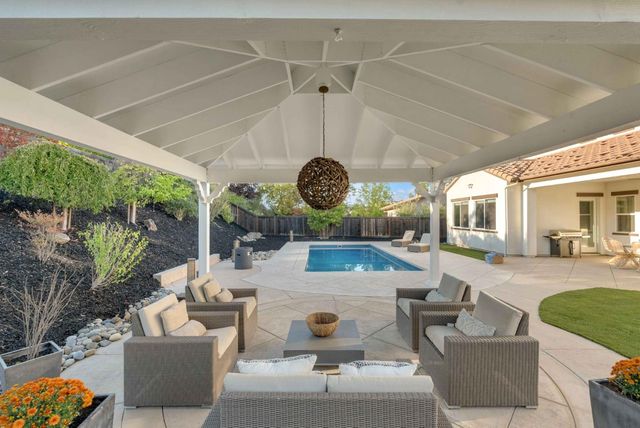 7277 Pitlochry Drive, Gilroy, CA 95020