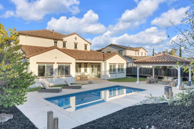 7277 Pitlochry Drive, Gilroy, CA 95020