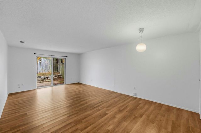 1706 Elmhurst DR A, Austin, TX 78741