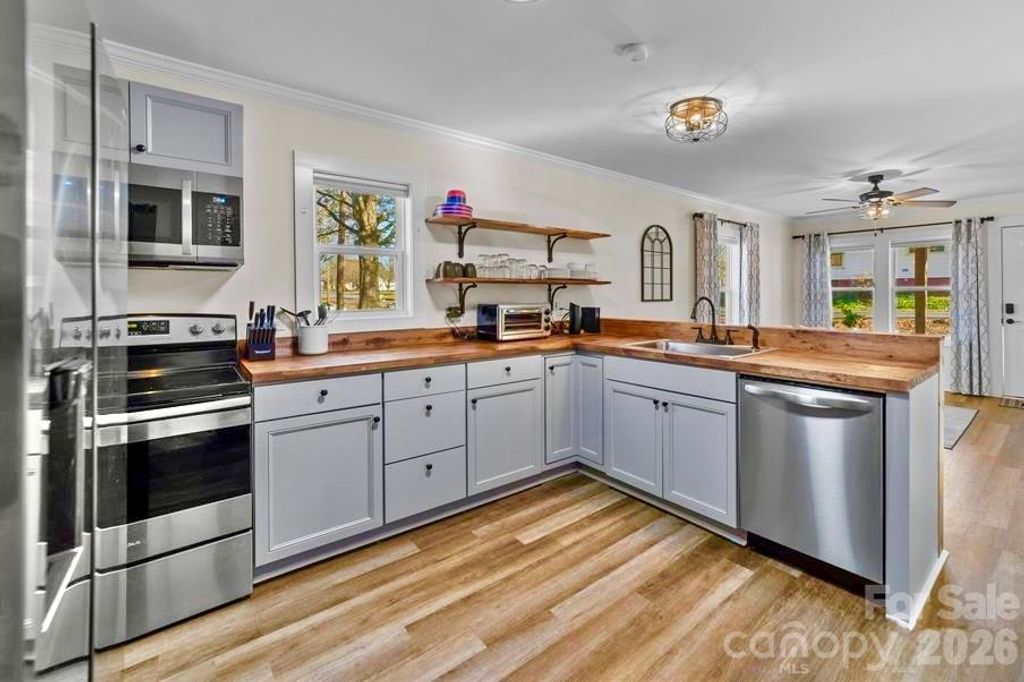 2701 Glendale Avenue, Kannapolis, NC 28081