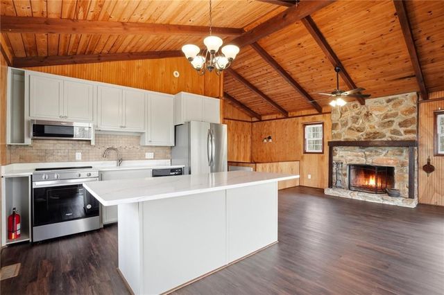 307 Eagle Overlook Drive, Dahlonega, GA 30533
