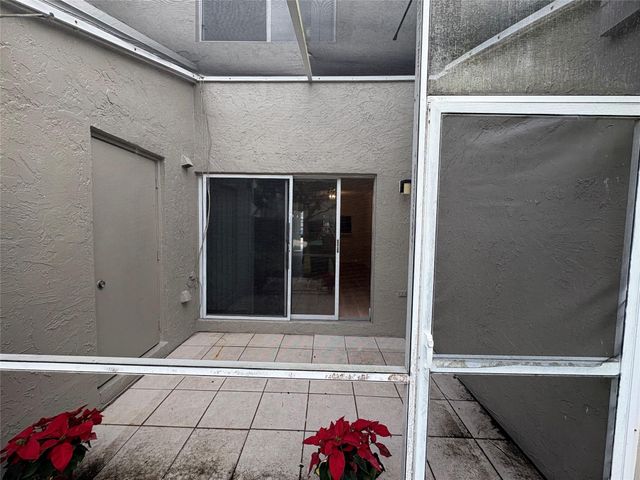 7835 Dixie Beach Cir 7835, Tamarac, FL 33321