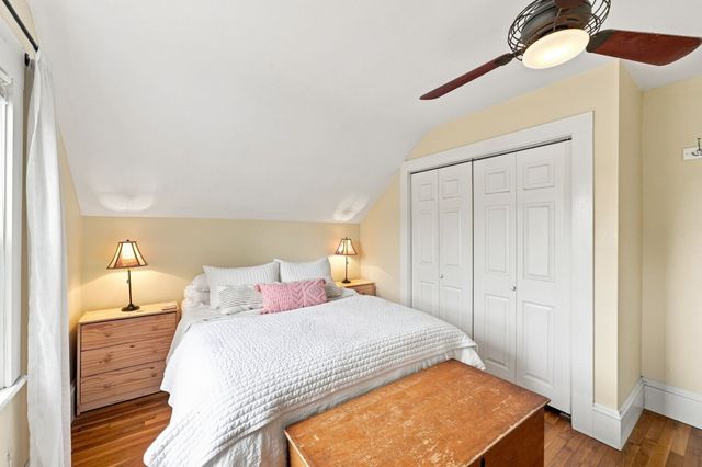 13 Phillips St, Salem, MA 01970