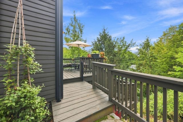 13 Phillips St, Salem, MA 01970