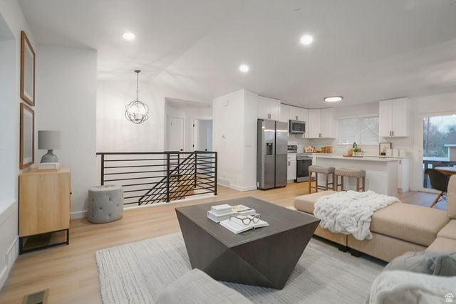 7 W RICE LN, Farmington, UT 84025