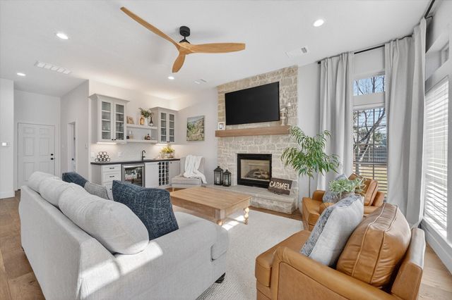 2410 Somerset, Midlothian, TX 76065