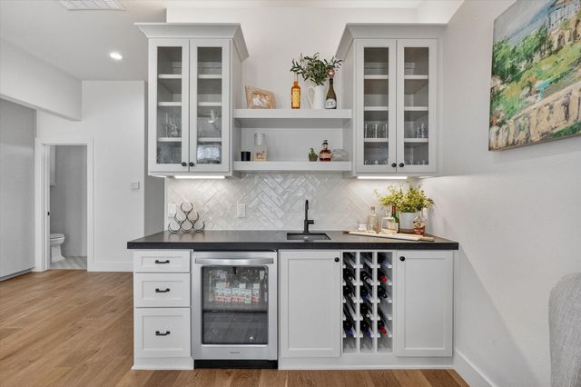 2410 Somerset, Midlothian, TX 76065