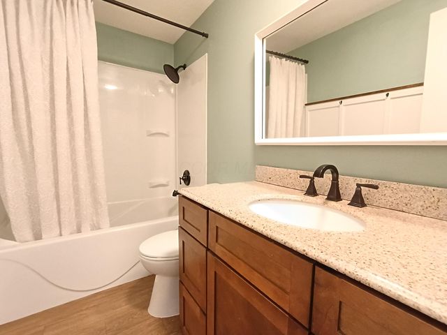 4695 Keswick Court, F, Columbus, OH 43220