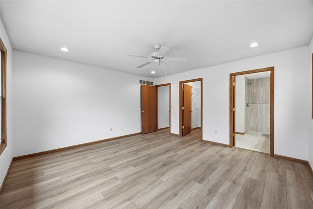 280 E Dovetail Drive, Coralville, IA 52241